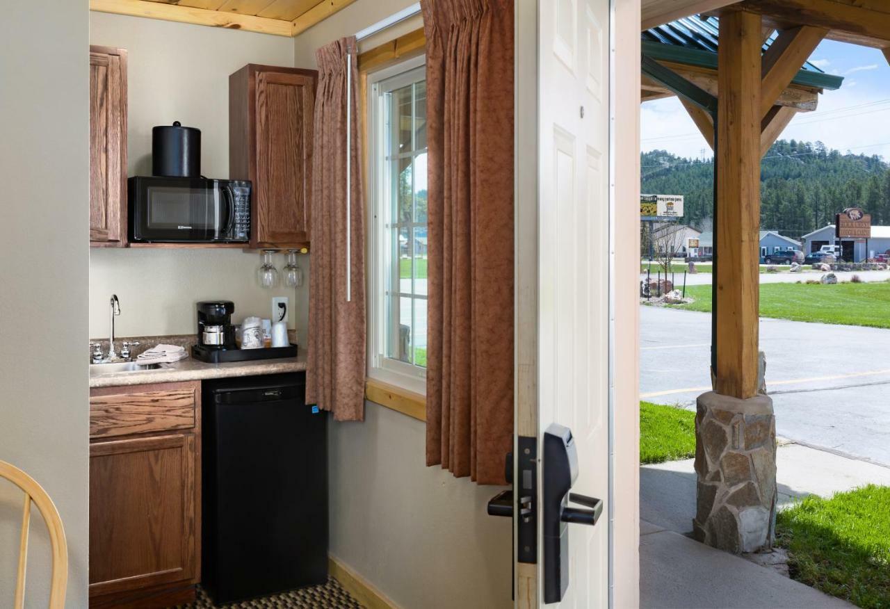 Rock Crest Lodge & Cabins Кастер Экстерьер фото