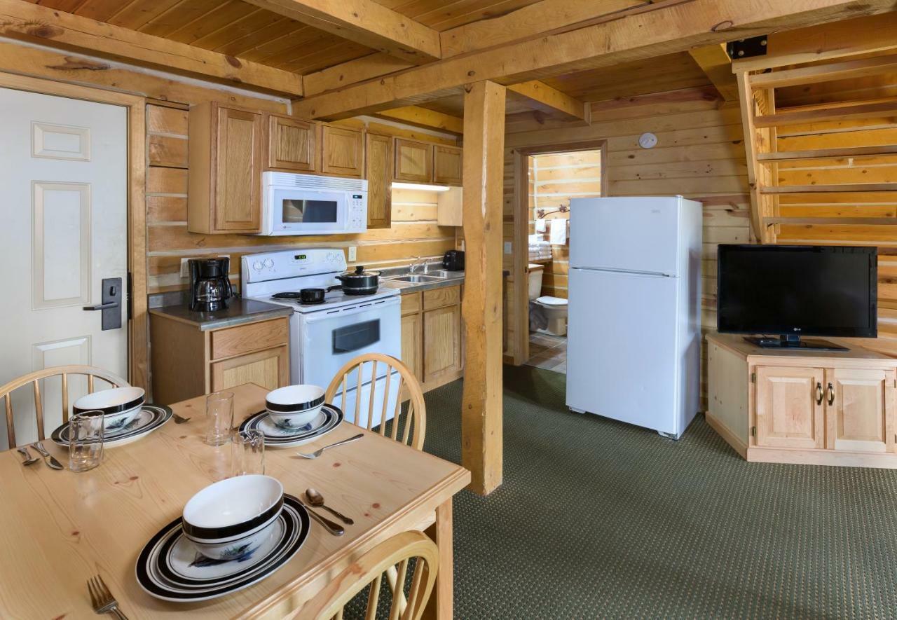 Rock Crest Lodge & Cabins Кастер Экстерьер фото
